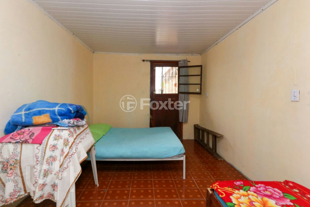 Casa à venda com 3 quartos, 70m² - Foto 9