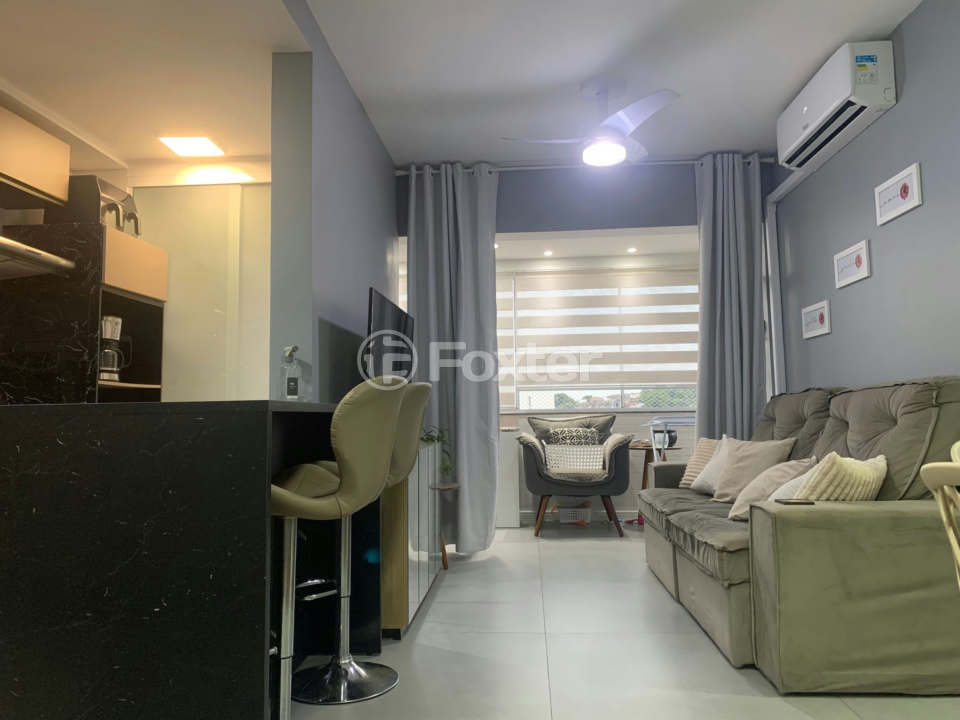 Apartamento à venda com 2 quartos, 67m² - Foto 2