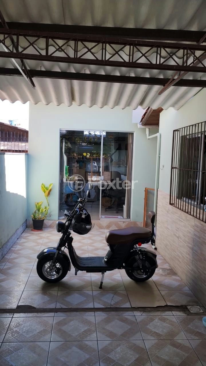 Casa à venda com 3 quartos, 120m² - Foto 3