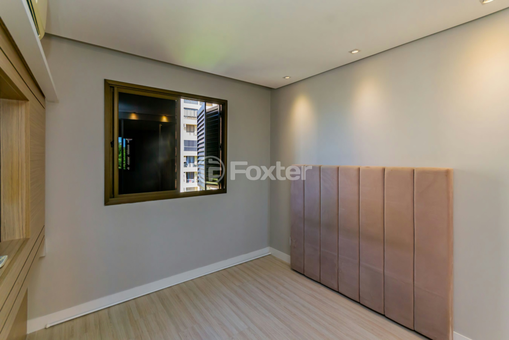 Apartamento à venda com 2 quartos, 57m² - Foto 12