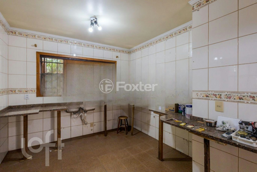 Casa à venda com 4 quartos, 271m² - Foto 9
