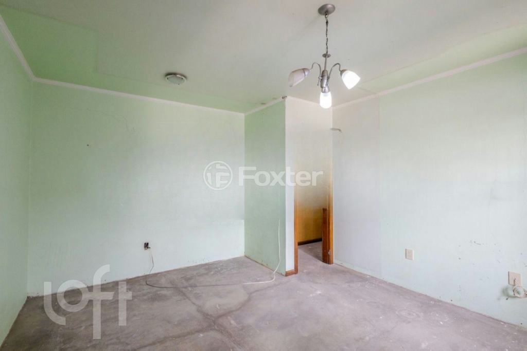 Casa à venda com 4 quartos, 271m² - Foto 7