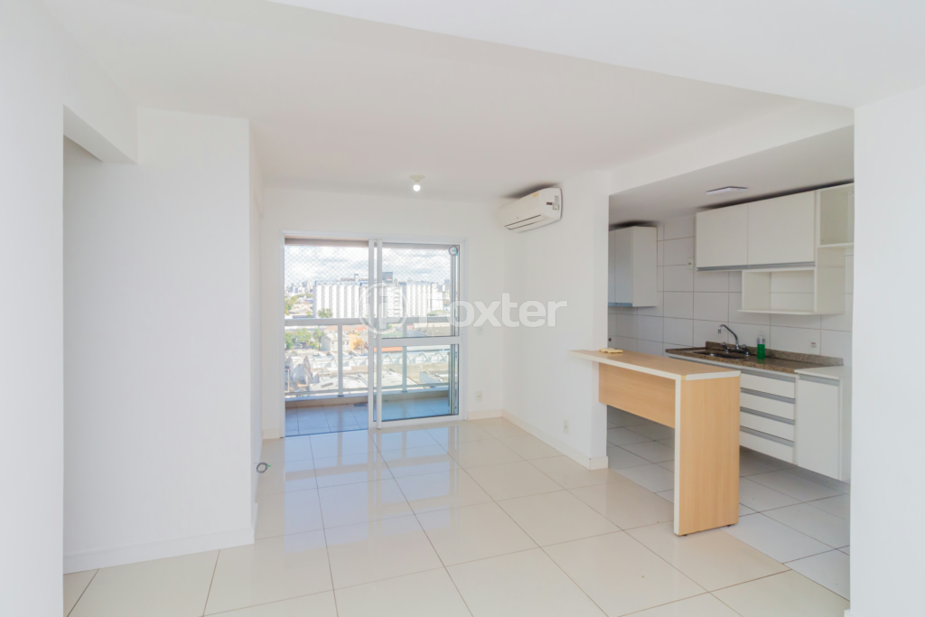 Apartamento à venda com 2 quartos, 67m² - Foto 2