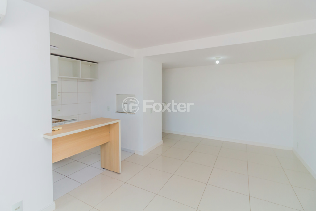 Apartamento à venda com 2 quartos, 67m² - Foto 4