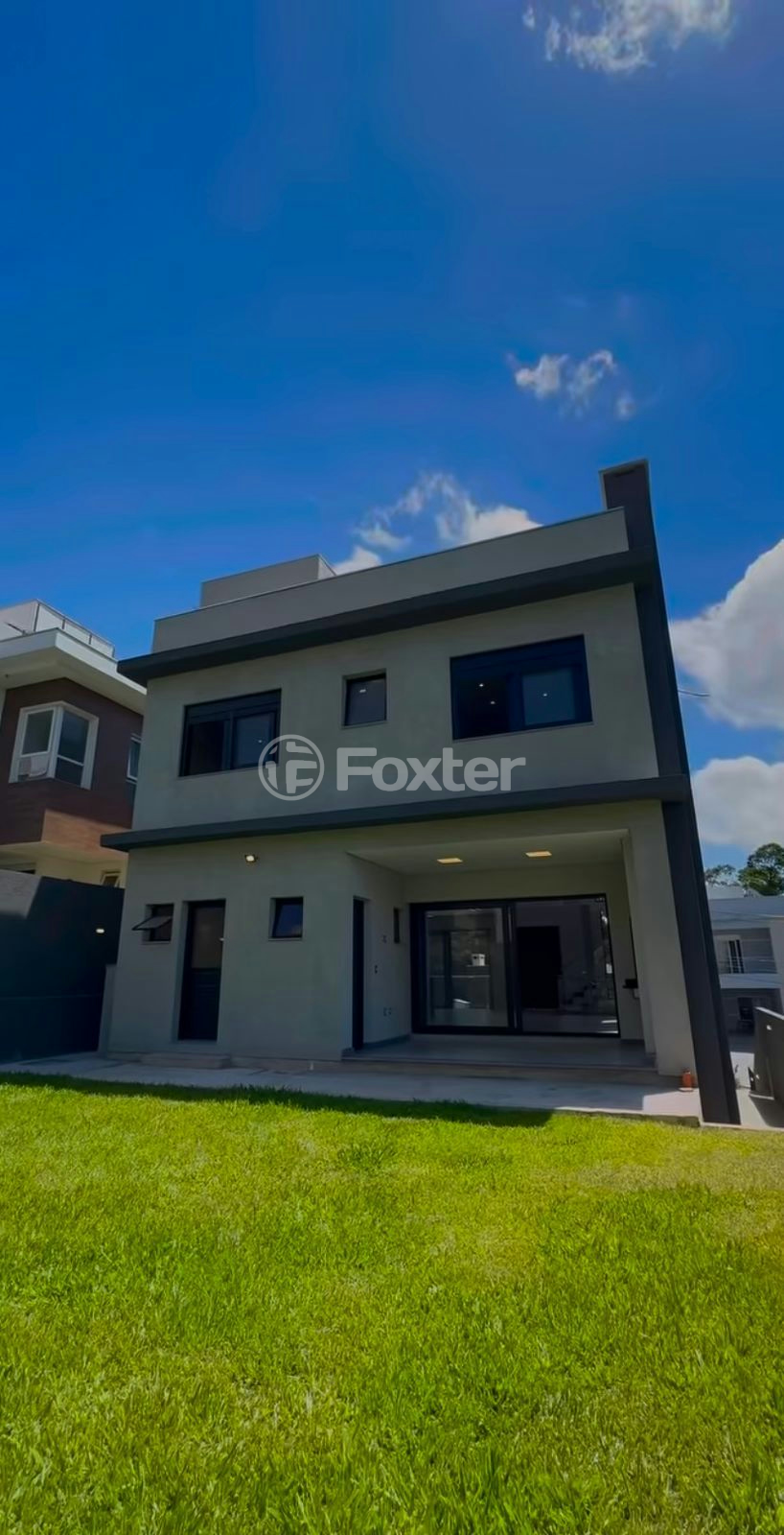 Casa de Condomínio à venda com 3 quartos, 235m² - Foto 9