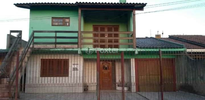 Casa à venda com 6 quartos, 376m² - Foto 1