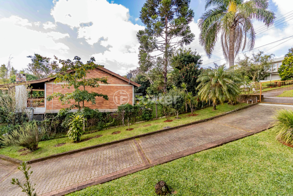 Casa de Condomínio à venda com 3 quartos, 1575m² - Foto 19