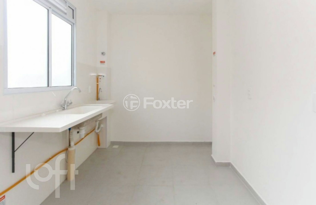 Apartamento à venda com 2 quartos, 40m² - Foto 4