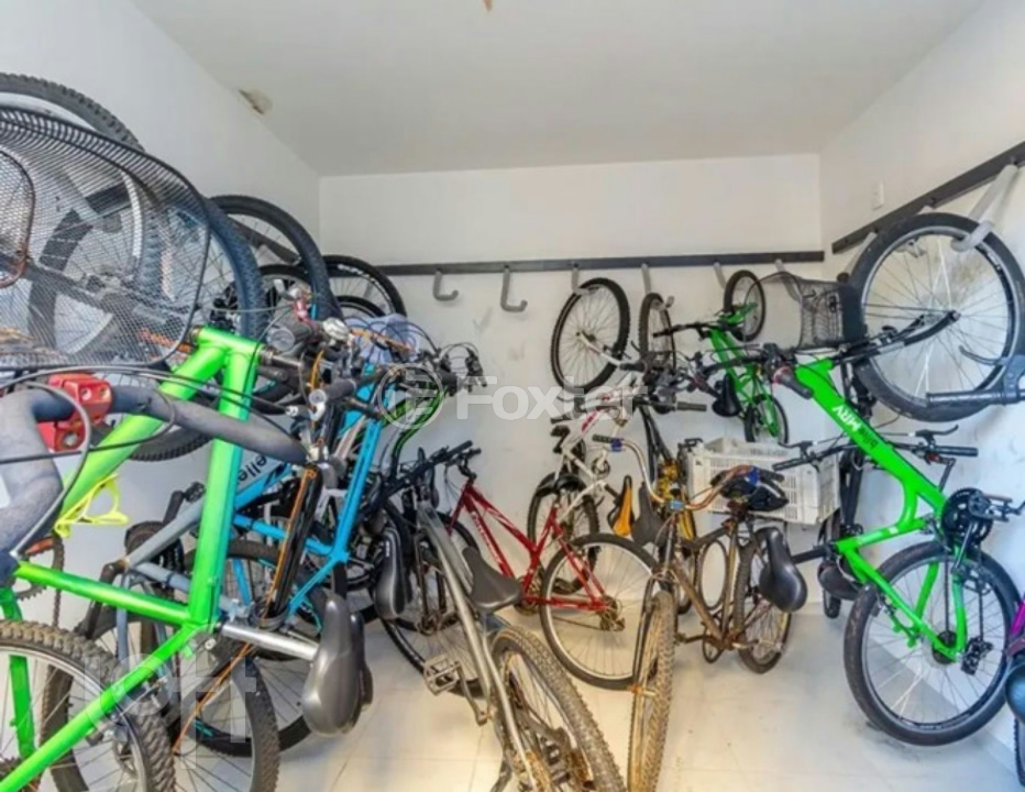 Apartamento à venda com 2 quartos, 40m² - Foto 12