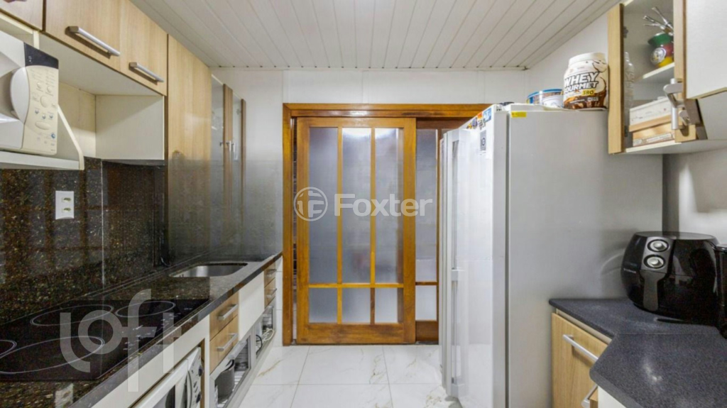 Casa à venda com 2 quartos, 180m² - Foto 11