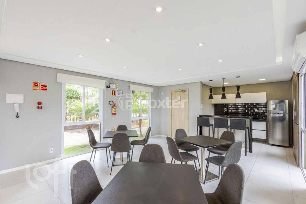 Apartamento à venda com 2 quartos, 58m² - Foto 37