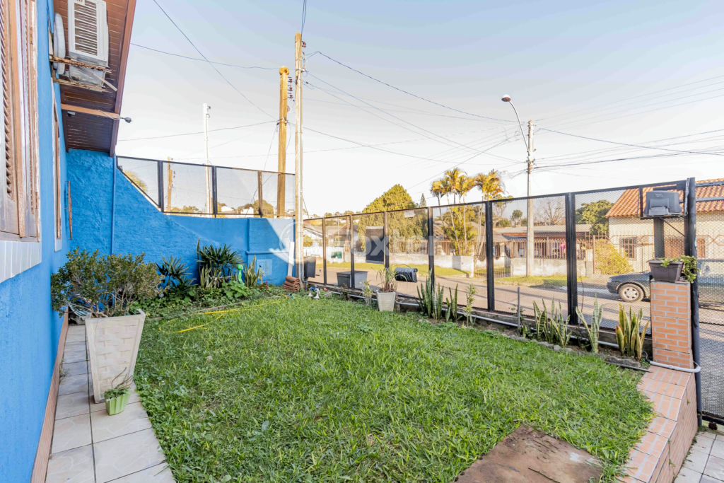 Casa à venda com 3 quartos, 300m² - Foto 56