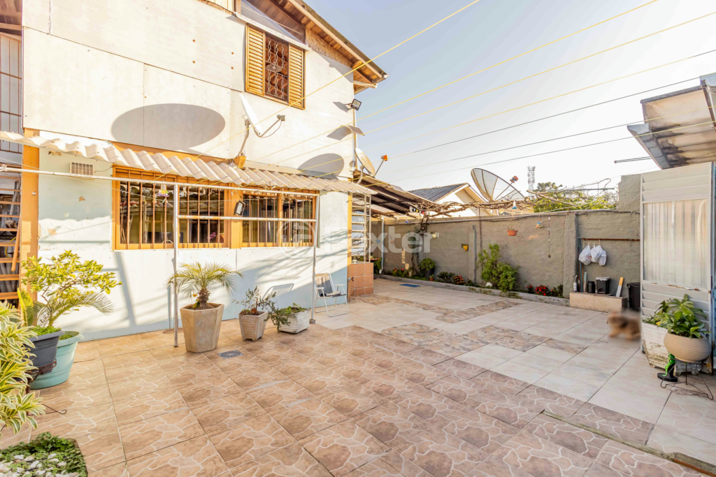 Casa à venda com 3 quartos, 300m² - Foto 15
