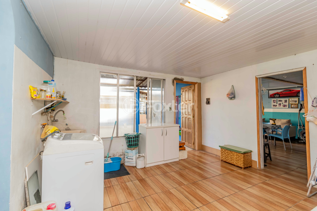 Casa à venda com 3 quartos, 300m² - Foto 27