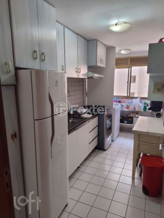 Apartamento à venda com 3 quartos, 70m² - Foto 8