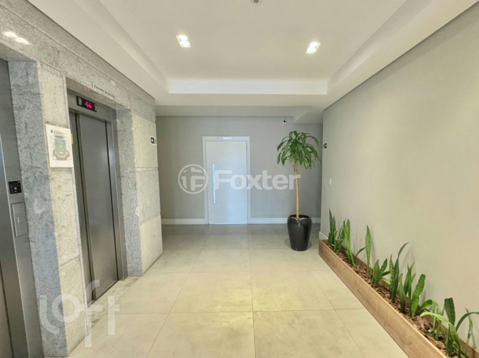 Apartamento à venda com 3 quartos, 114m² - Foto 3
