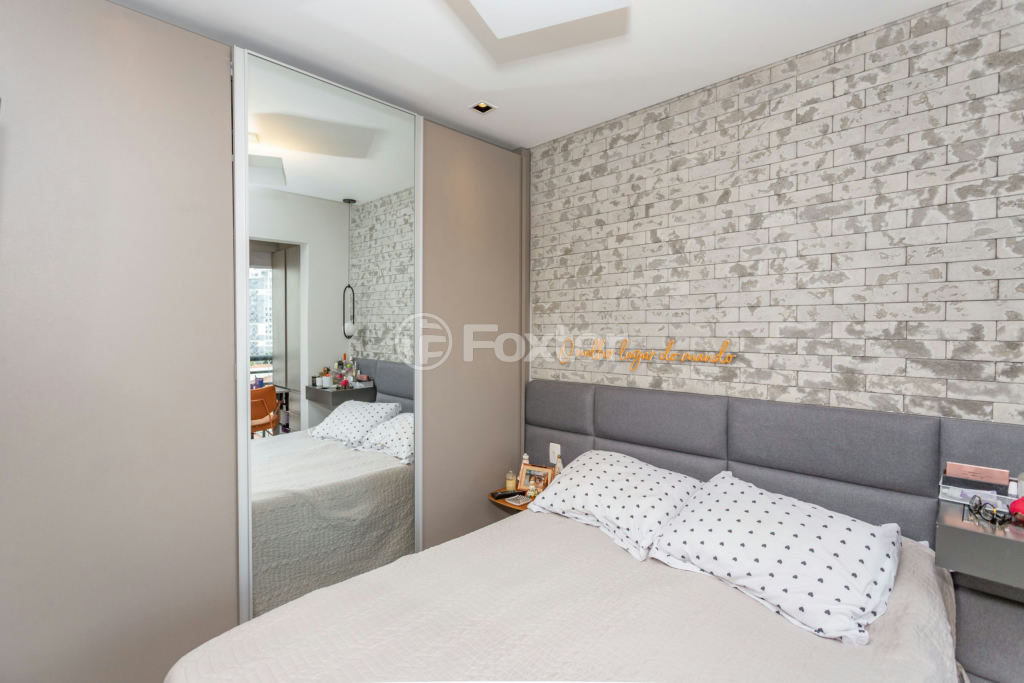 Apartamento à venda com 2 quartos, 60m² - Foto 17