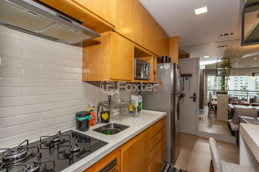 Apartamento à venda com 2 quartos, 60m² - Foto 32