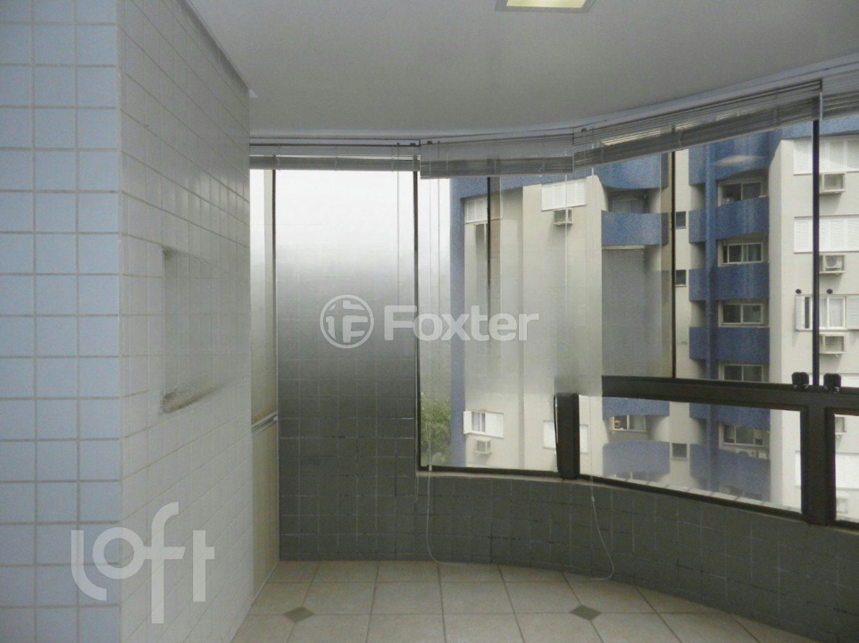 Apartamento à venda com 3 quartos, 122m² - Foto 5