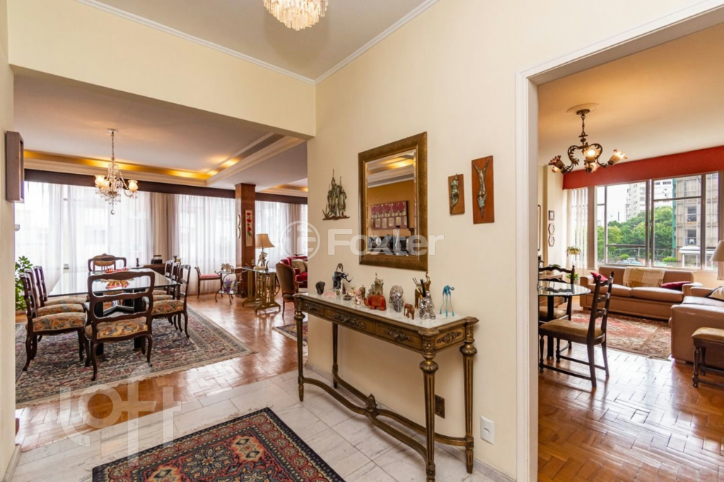 Apartamento à venda com 3 quartos, 219m² - Foto 3