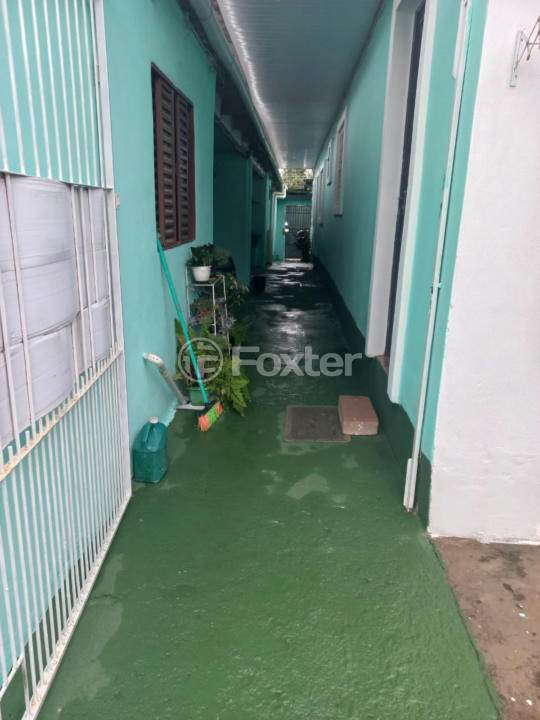 Casa à venda com 12 quartos, 300m² - Foto 3