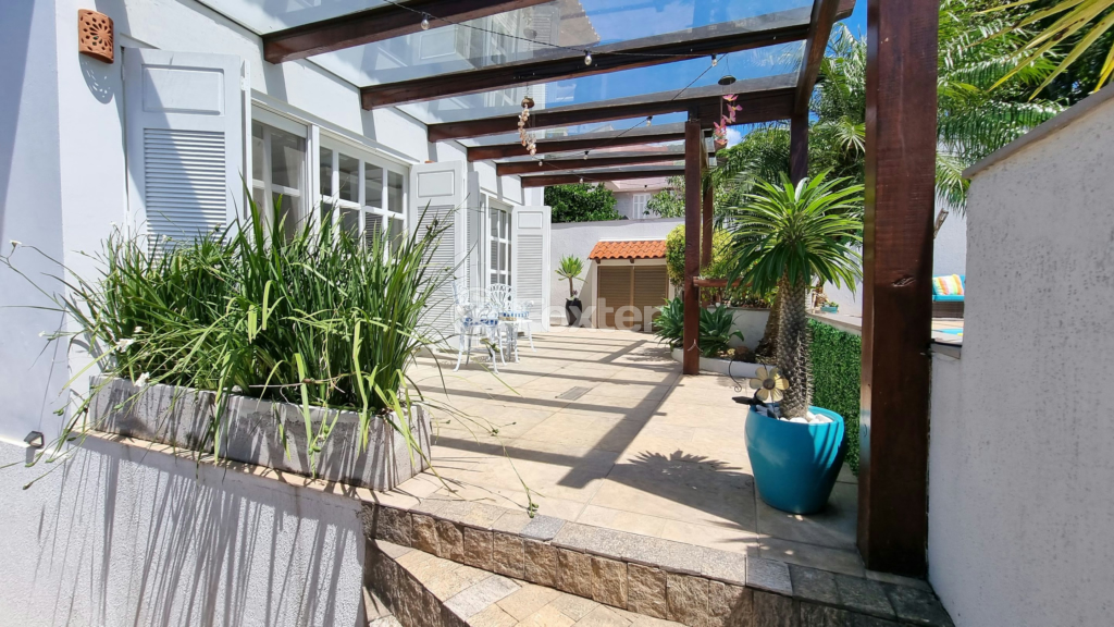 Casa à venda com 3 quartos, 215m² - Foto 34