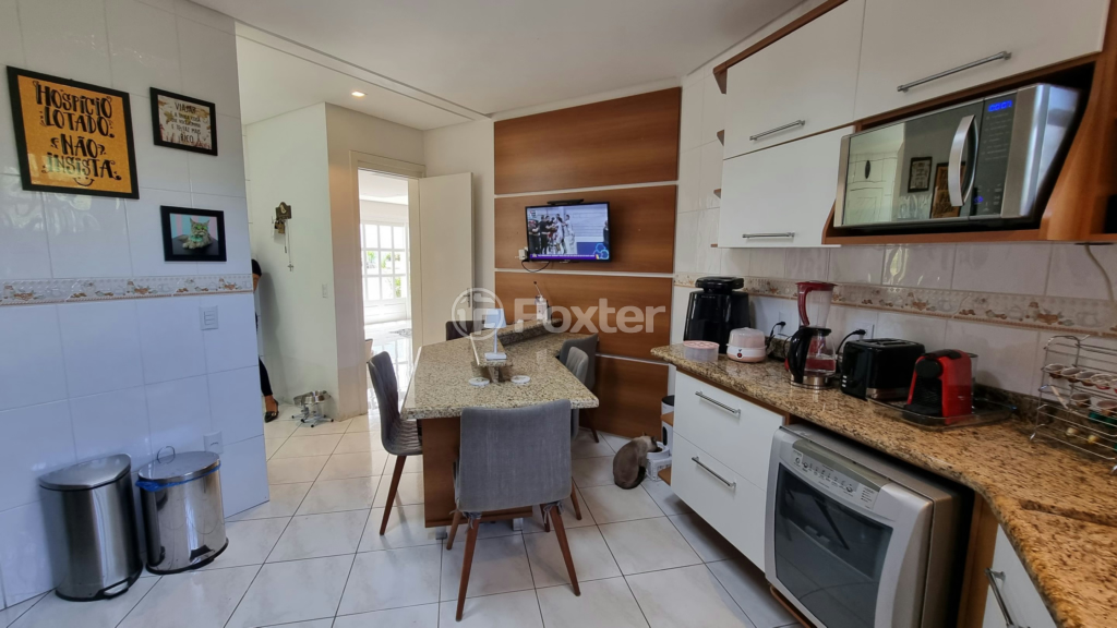 Casa à venda com 3 quartos, 215m² - Foto 8