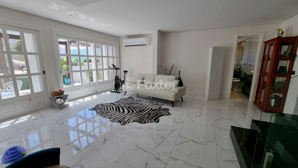 Casa à venda com 3 quartos, 215m² - Foto 7