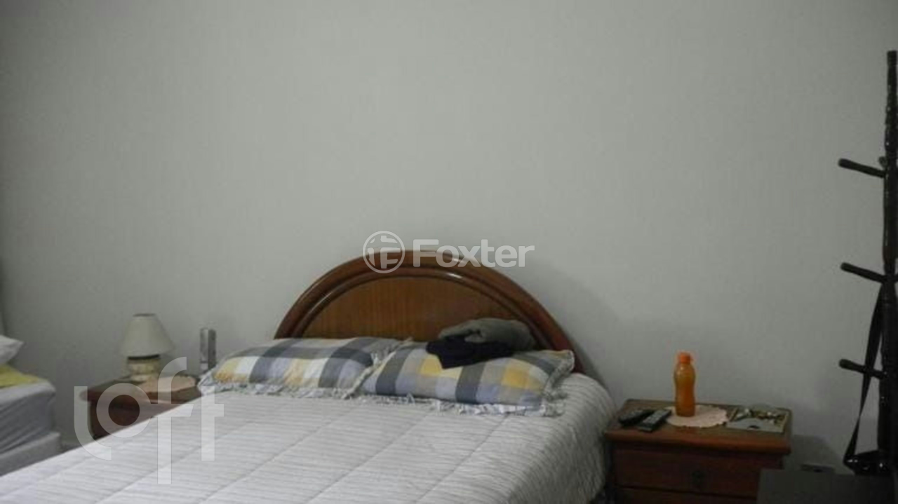 Casa à venda com 2 quartos, 290m² - Foto 4