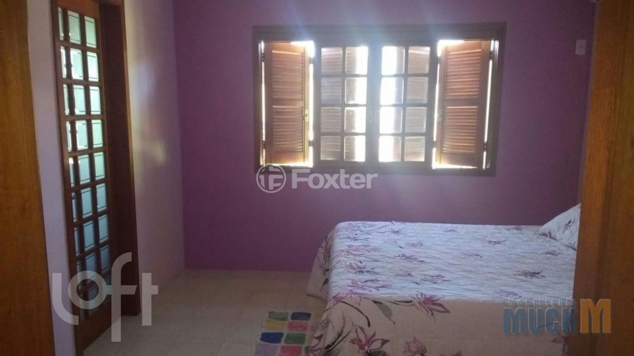 Casa à venda com 3 quartos, 240m² - Foto 7