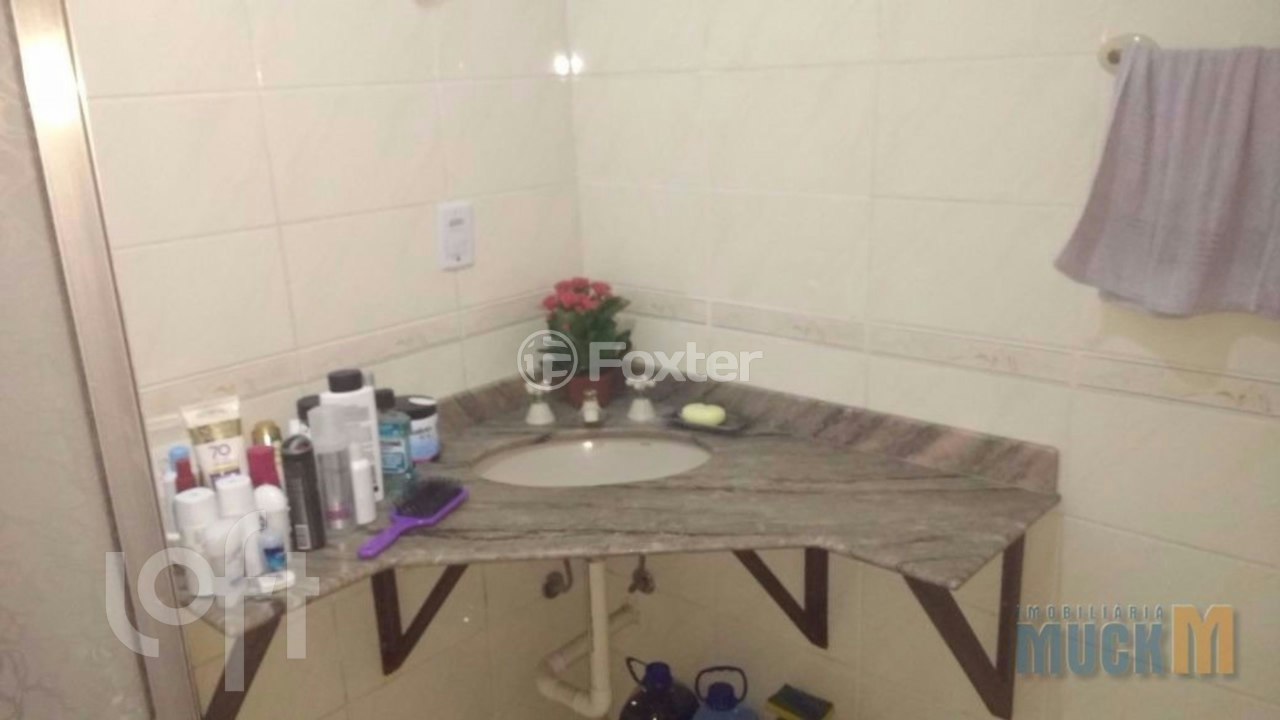 Casa à venda com 3 quartos, 240m² - Foto 14