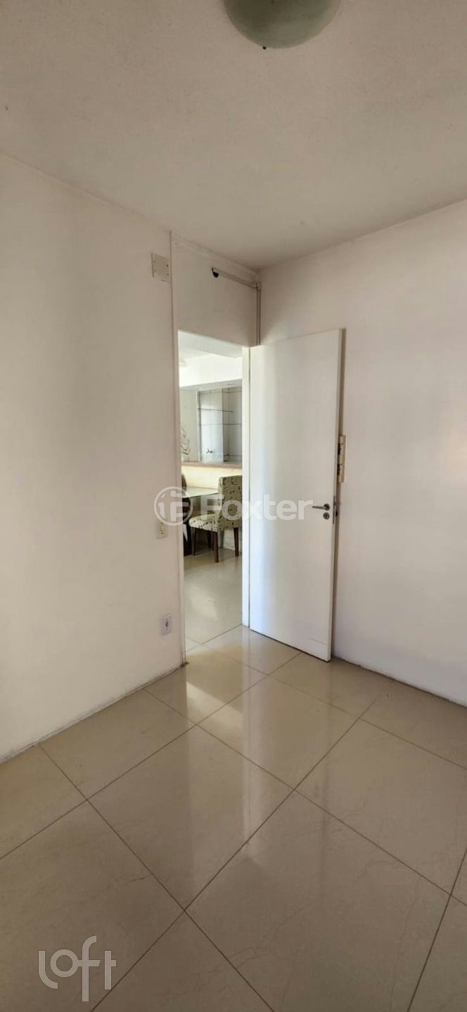 Apartamento à venda com 3 quartos, 50m² - Foto 14