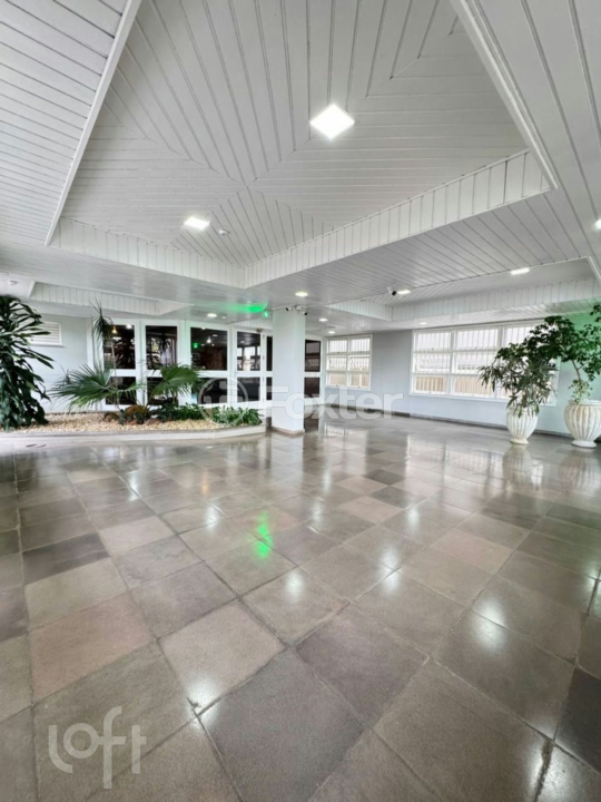 Apartamento à venda com 3 quartos, 131m² - Foto 5