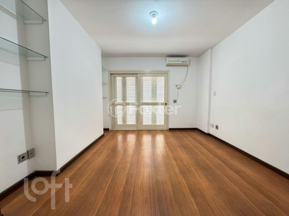 Apartamento à venda com 3 quartos, 131m² - Foto 1