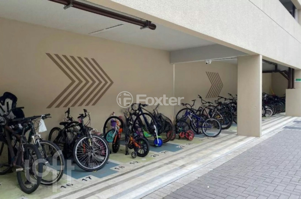 Apartamento à venda com 2 quartos, 35m² - Foto 23