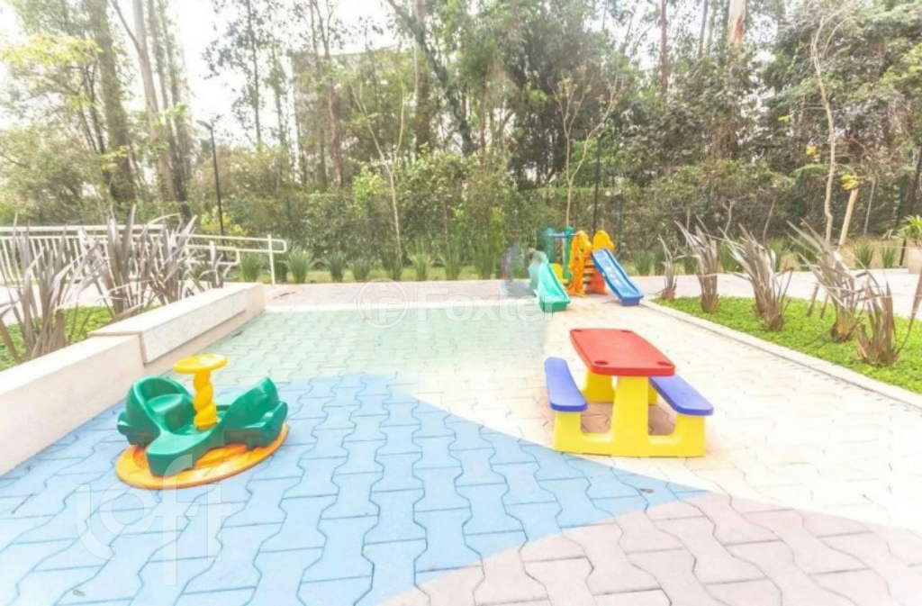 Apartamento à venda com 2 quartos, 35m² - Foto 20