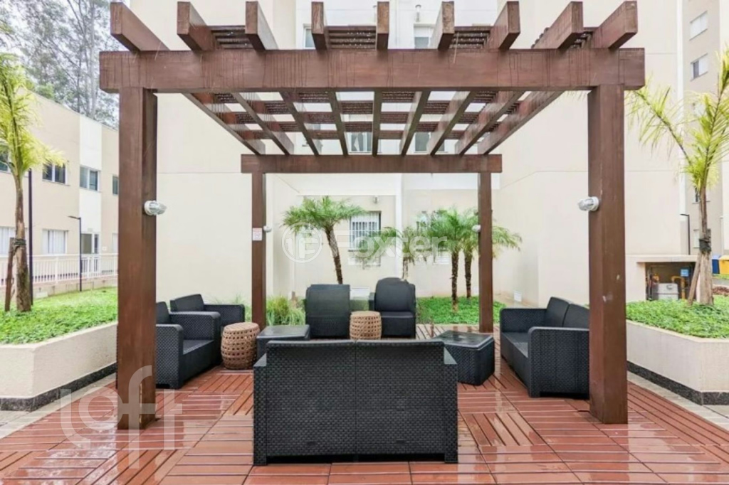 Apartamento à venda com 2 quartos, 35m² - Foto 16