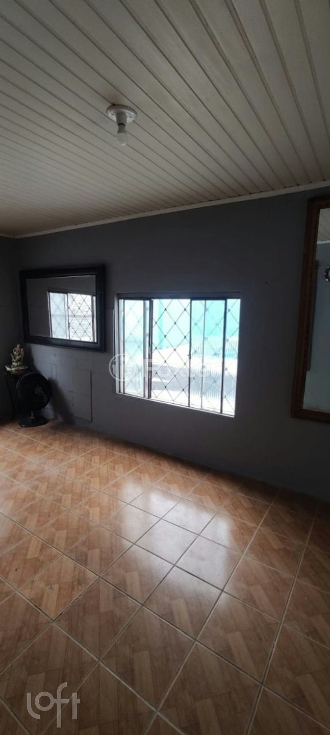 Casa à venda com 2 quartos, 300m² - Foto 2