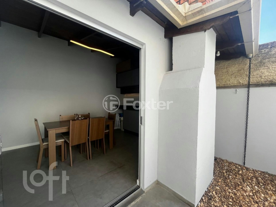 Casa à venda com 3 quartos, 92m² - Foto 27