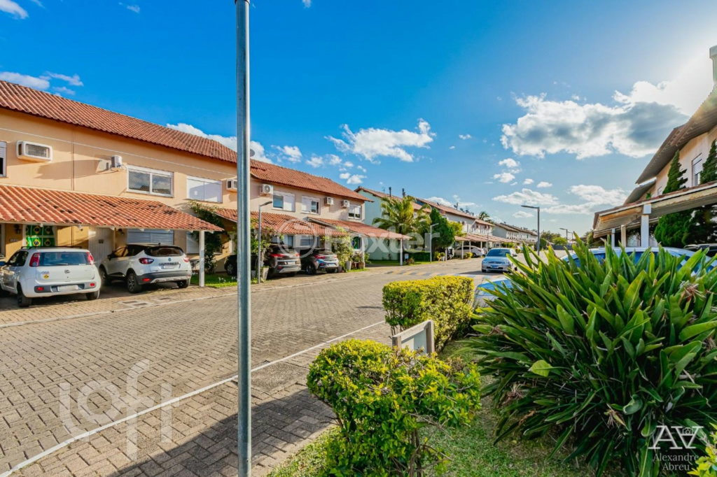 Casa à venda com 3 quartos, 92m² - Foto 3