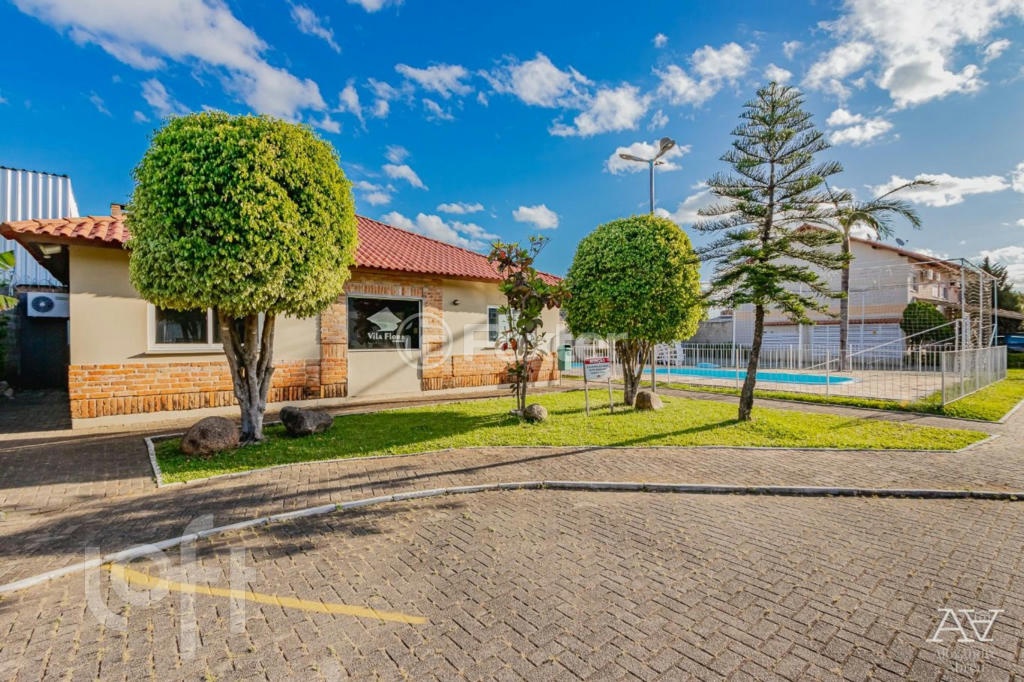 Casa à venda com 3 quartos, 92m² - Foto 7