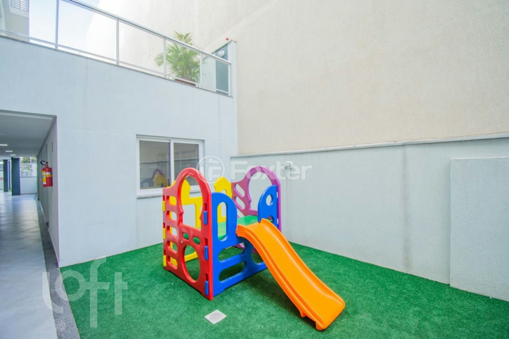 Apartamento à venda com 2 quartos, 64m² - Foto 28