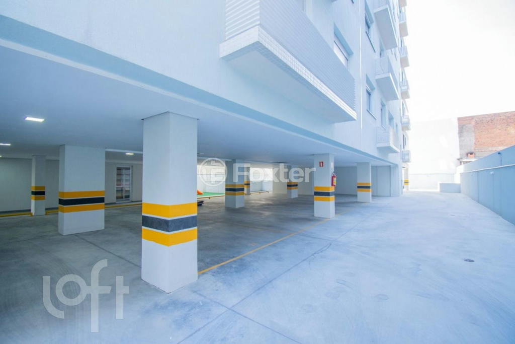 Apartamento à venda com 2 quartos, 64m² - Foto 21