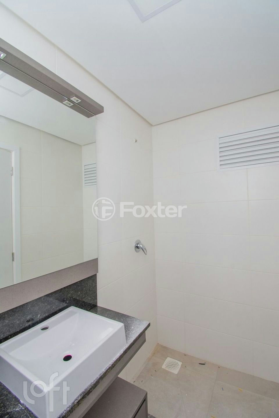 Apartamento à venda com 2 quartos, 64m² - Foto 12
