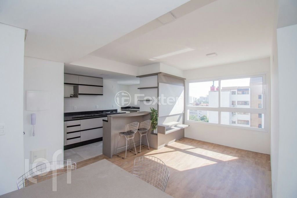 Apartamento à venda com 2 quartos, 64m² - Foto 1