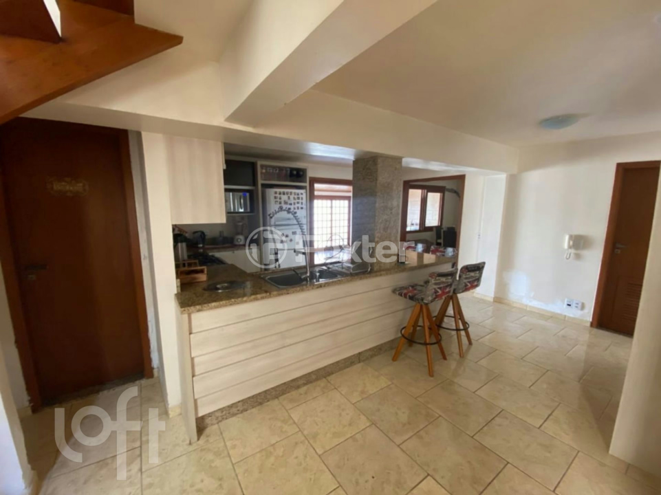 Casa à venda com 3 quartos, 210m² - Foto 8