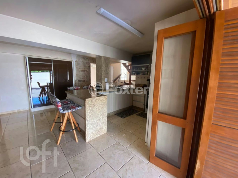 Casa à venda com 3 quartos, 210m² - Foto 6