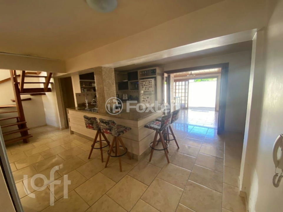 Casa à venda com 3 quartos, 210m² - Foto 9