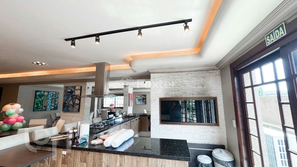 Cobertura à venda com 3 quartos, 300m² - Foto 11