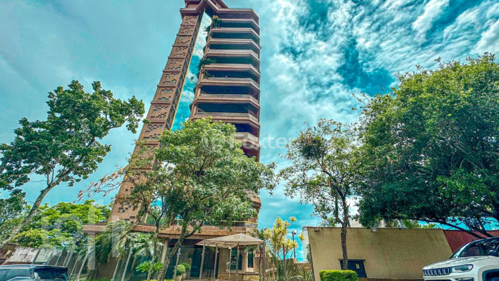 Cobertura à venda com 3 quartos, 300m² - Foto 4